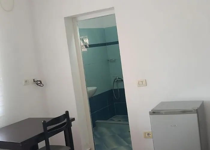 Dane Πανσιόν