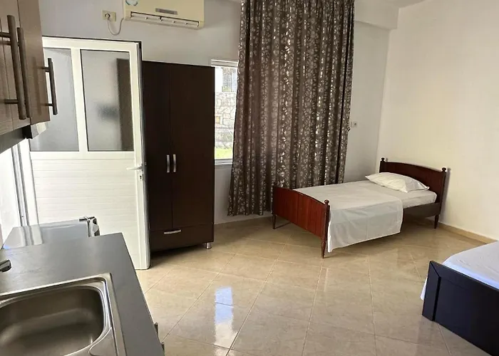 Dane Πανσιόν 3*